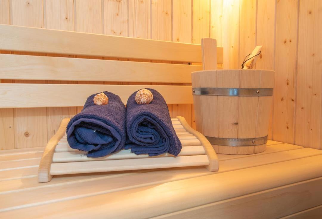 בוטיאדינגן Sielhuus 5, Ferienwohnung Mit Sauna In Fedderwardersiel מראה חיצוני תמונה